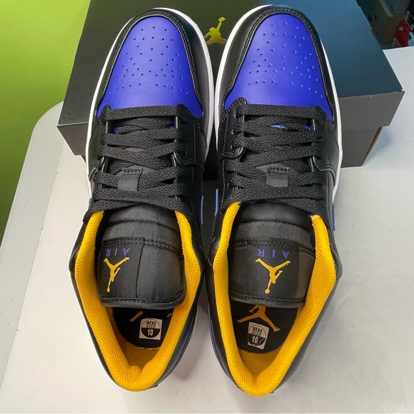 Air Jordan 1 Low Lakers Mens Size 10 Basketball Sneakers Shoes - Picture 6 of 9